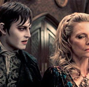 Johnny_Deep_Rocks_The_Vampire_Look_New_Still_From_Tim_Burton_Dark_Shadows_1326410482