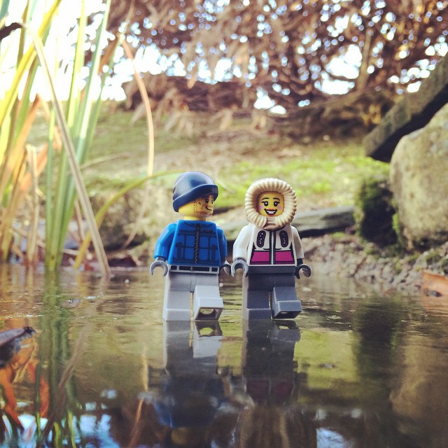 playmobilPremier jour de lannée            première balade sur les canaux gelés du Marais Poitevin   Bonne année 