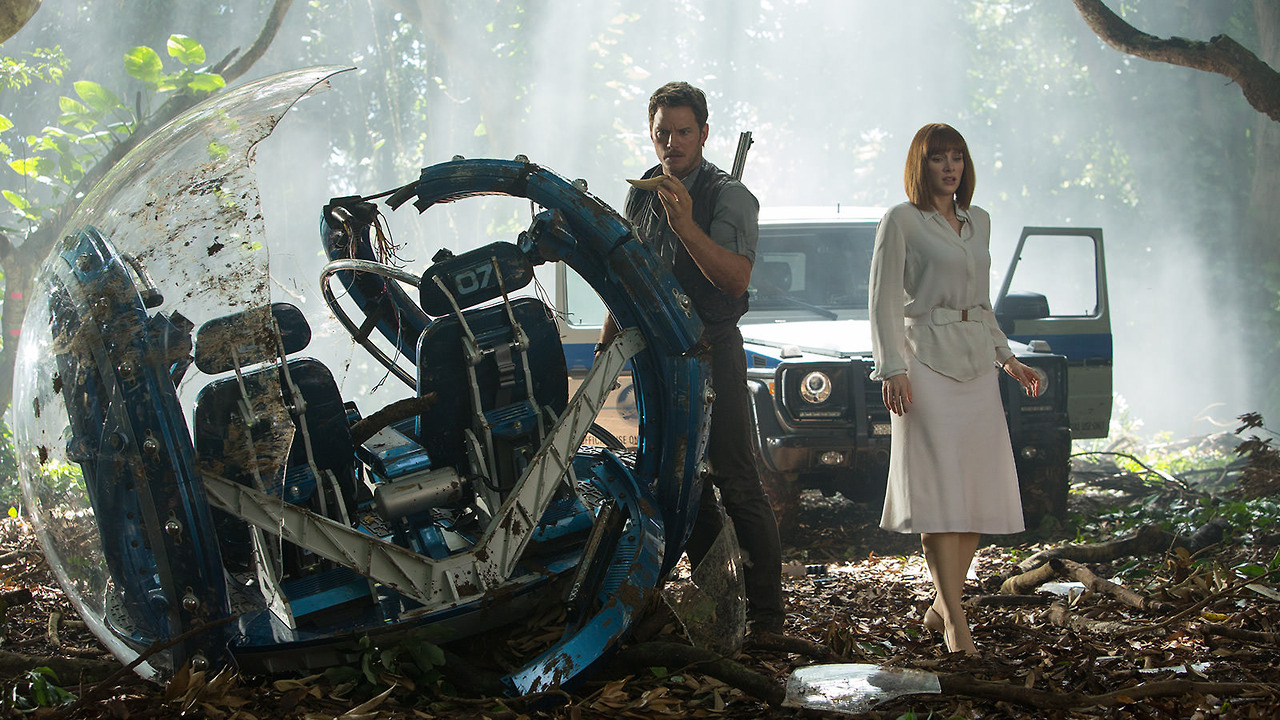 new-jurassicworld-movie-still-2