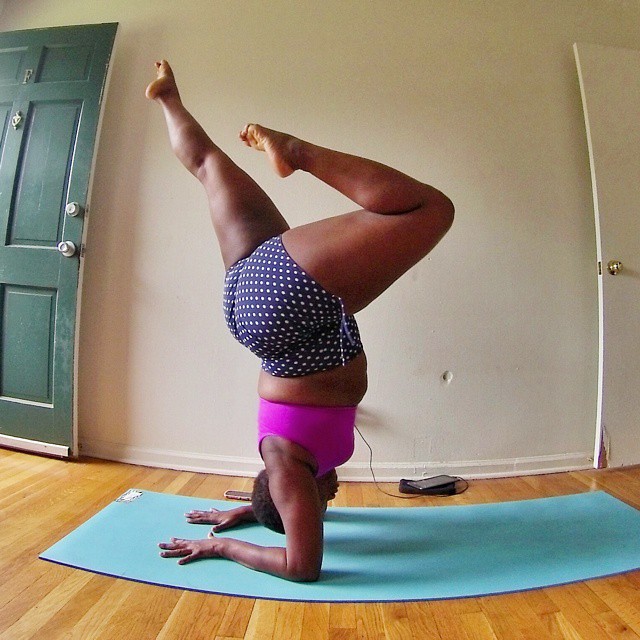 plus-sized-yoga-jessamyn-stanley-5