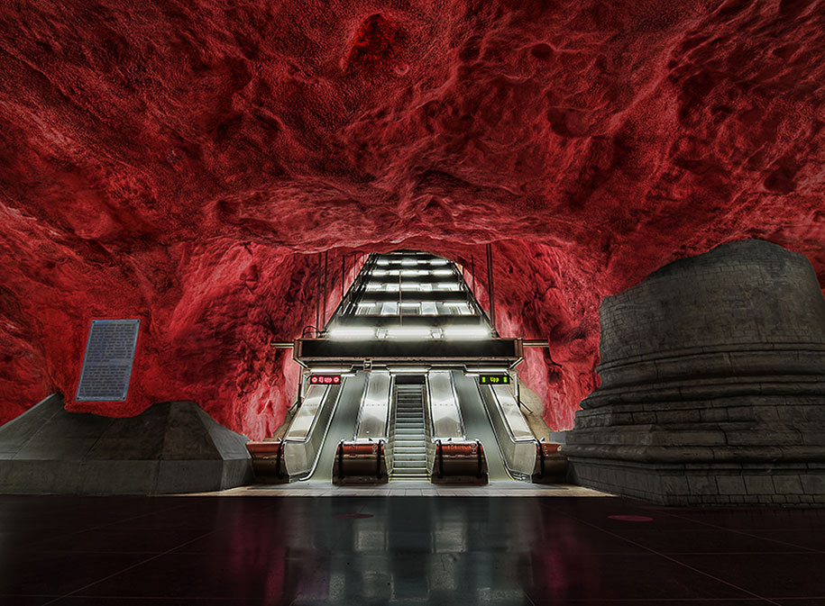 impressive-metro-subway-underground-stations-35