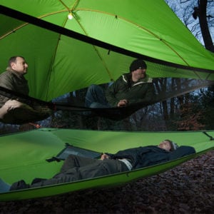 trees-camping-treehouse-tentsile-suspended-tents-alex-shirley-smith-45