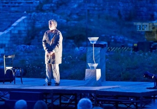 apologia sokrath dimotiko theatro peiraia 2016