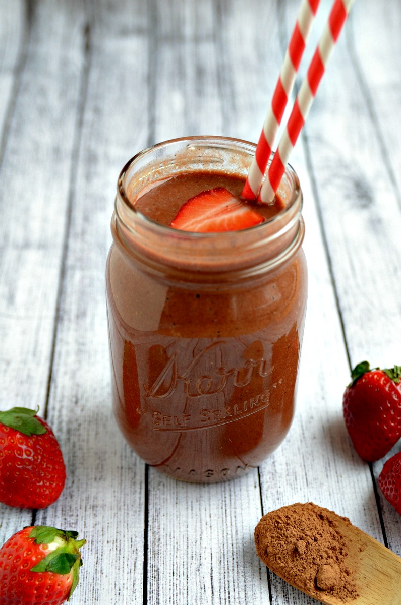 strawberry cacao smoothie