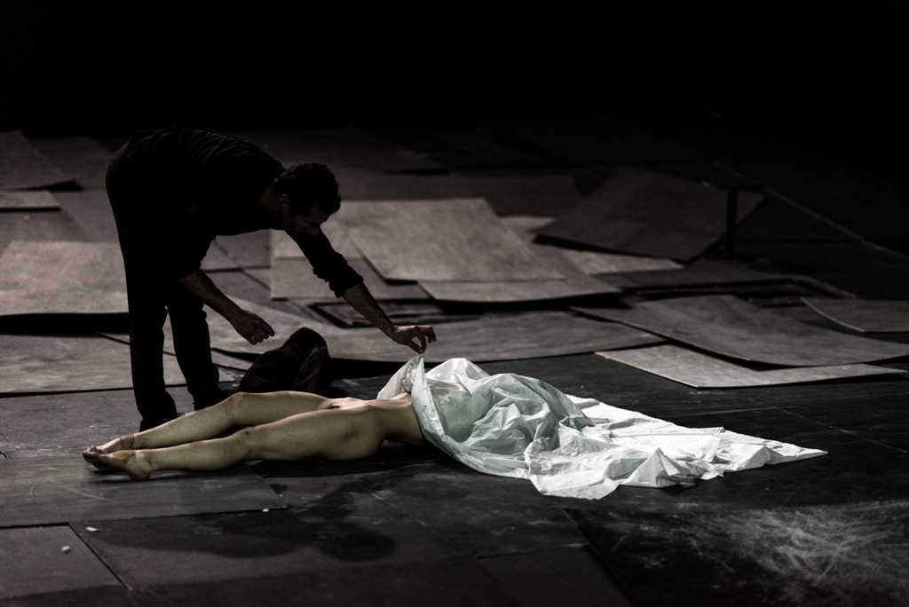THE GREAT TAMER by Dimitris Papaioannou photograph byJulian Mommert JCM 7294