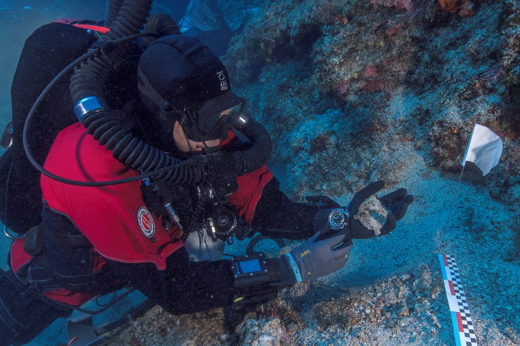 navagio antikythiron 2