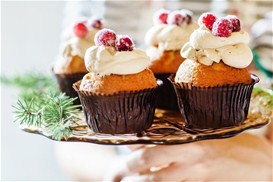 Chionismena Cupcakes min