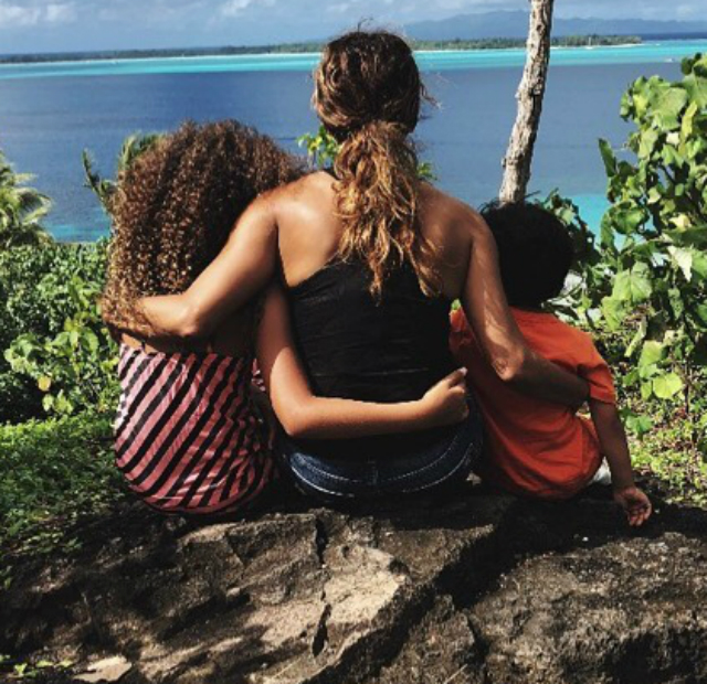 Halle Berry with kids bora bora