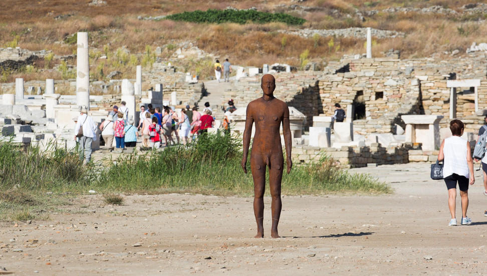 Sight, Antony Gormley, Αρχαιολογικός Χώρος Δήλου, φωτογραφία: Ναταλία Τσουκαλά