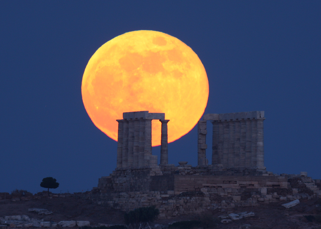 βόλτα στη πανσέληνο
