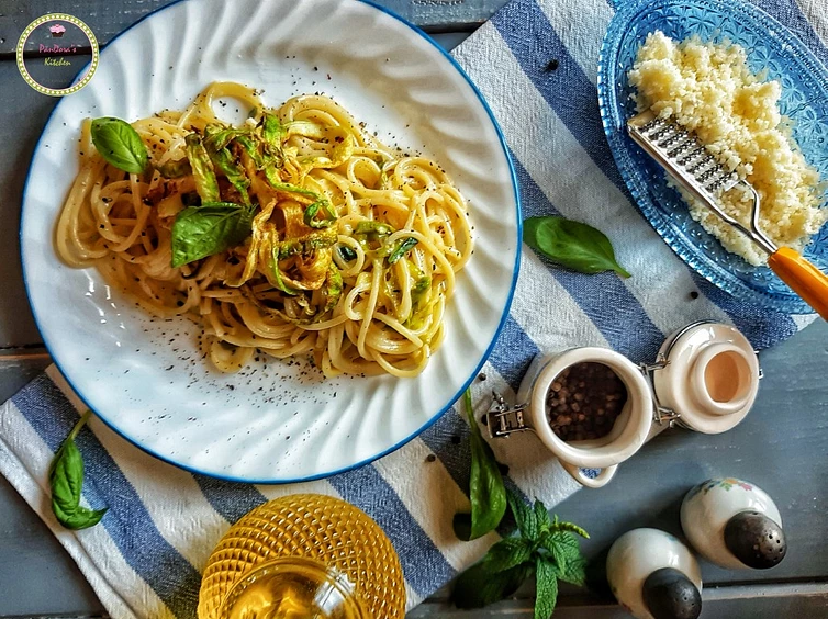 Μακαρονάδα alla Nerano από το food blog Pandora's Kitchen