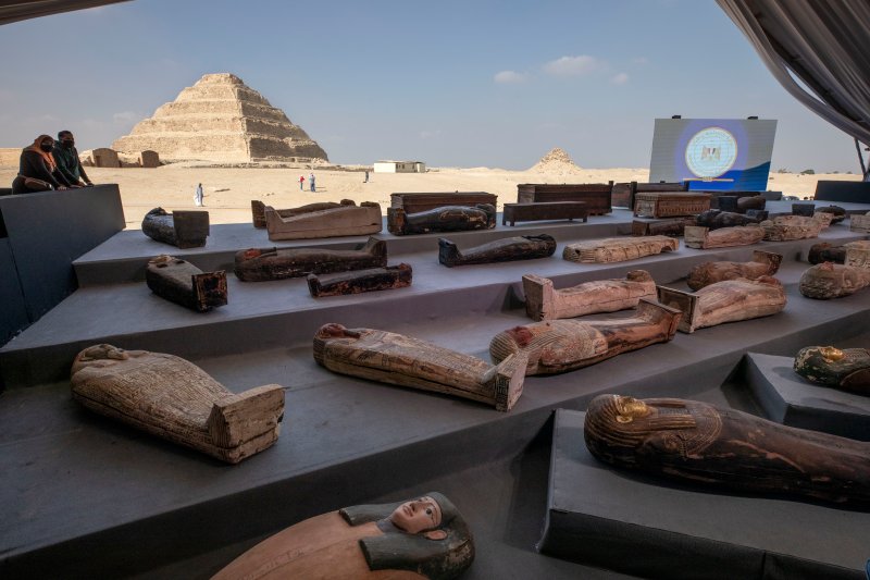 https://www.monopoli.gr/wp-content/uploads/2020/11/Egypt-Coffins.jpg