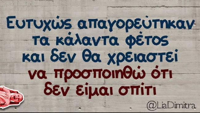 svg%3E