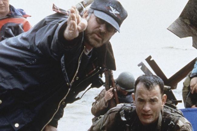 Στίβεν Σπίλμπεργκ και Τομ Χανκς στο "Saving Private Ryan"