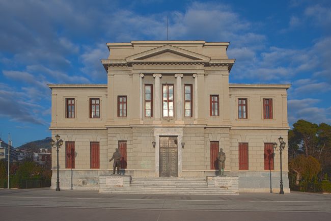 Δικαστικό μέγαρο Τρίπολης. Φωτογραφία: Στούντιο Διαμαντάκος
