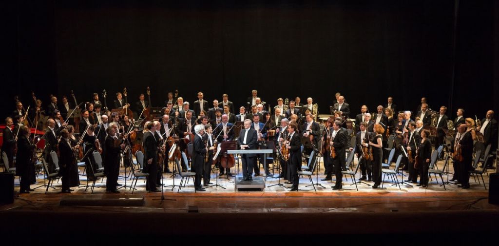 Τα ωραιότερα βαλς όλων των εποχών από τη Συμφωνική Ορχήστρα Τσαϊκόφσκι