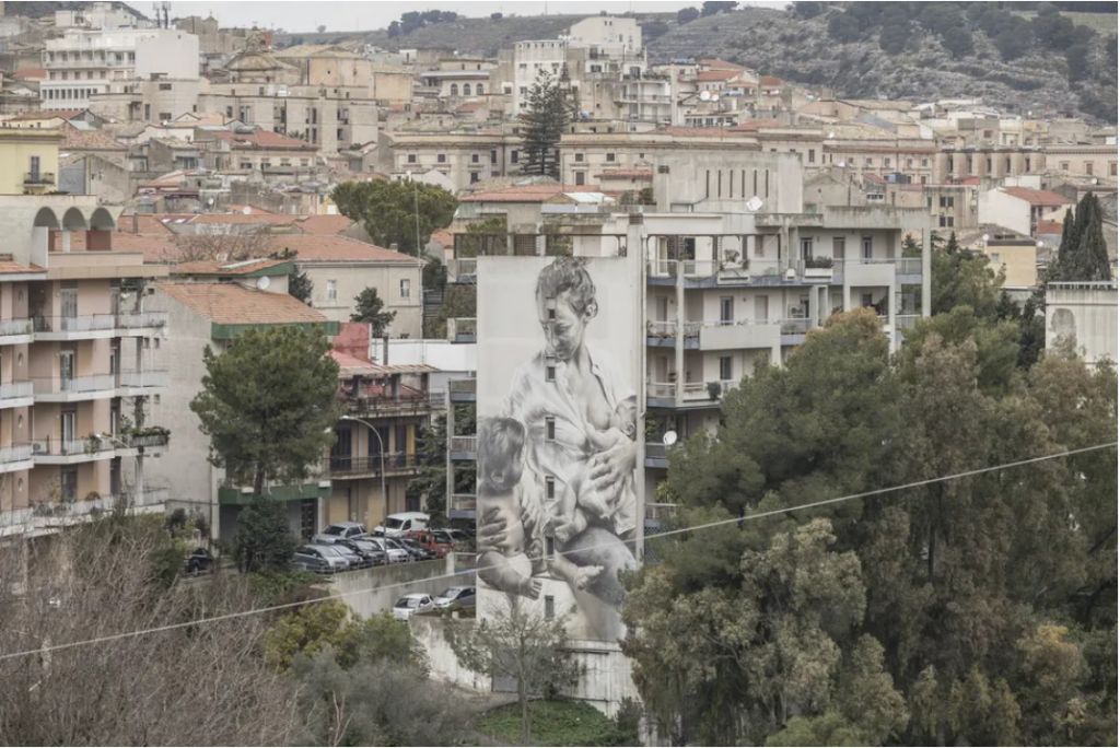 Ο Guido Van Helten στην Πάτρα για την τελική τοιχογραφία του ArtWalk 6