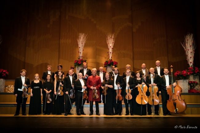 Johann Strauss Ensemble «Βιεννέζικα βαλς στη χριστουγεννιάτικη Αθήνα»
