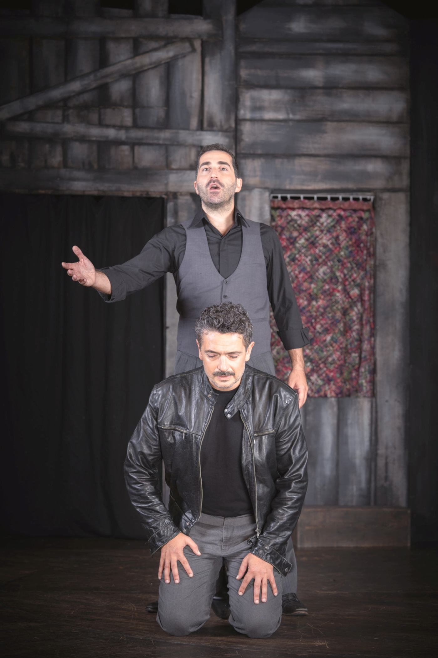 Συνοικία το Όνειρο: Μια παράσταση αφιερωμένη στον Μίκη Θεοδωράκη στο Γυάλινο Μουσικό Θέατρο