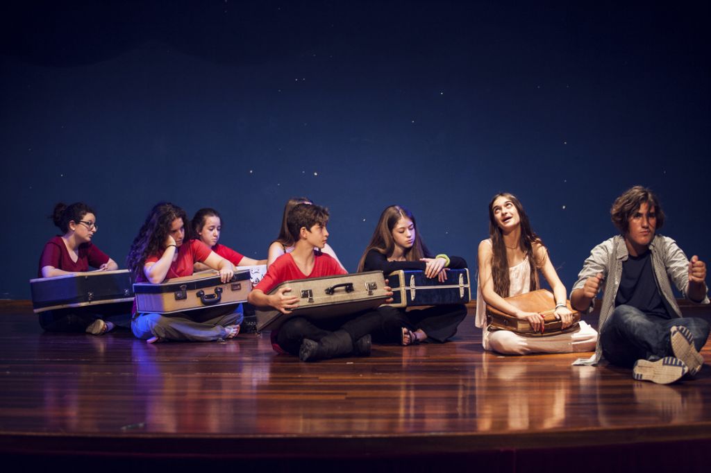 Θεατρική ομάδα του Νοτίου: Μαθήματα υποκριτικής για εφήβους 12-16 ετών
