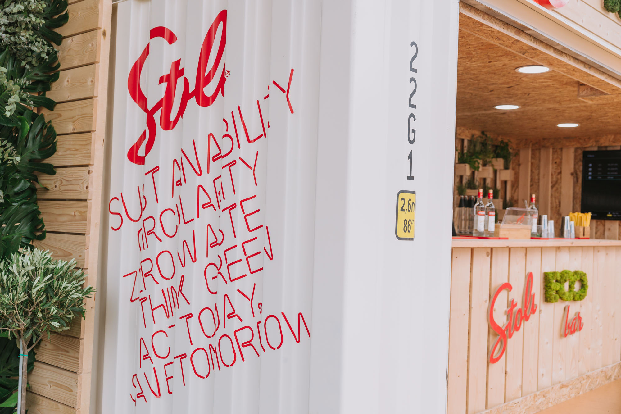  Το πρώτο Stoli Vodka Eco Bar αποτελεί την επιτομή του green thinking 