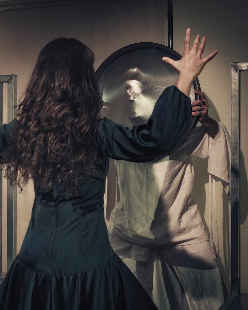 Το σπίτι της Bernarda Alba, στην νέα σκηνή του θεάτρου Arroyo σε σκηνοθεσία Σταύρου Λίτινα