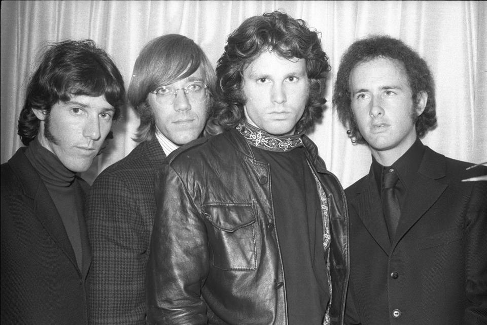The Doors, Τζον Ντένσμορ, Ρέι Μανζάρεκ, Τζιμ Μόρισον, Ρόμπι Κρίγκερ.