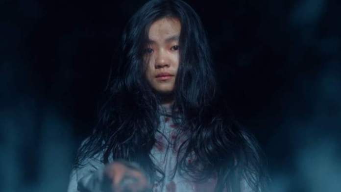 Η Kim Si-A ως Luna 073 στο The Silent Sea. Photo Credits: Netflix