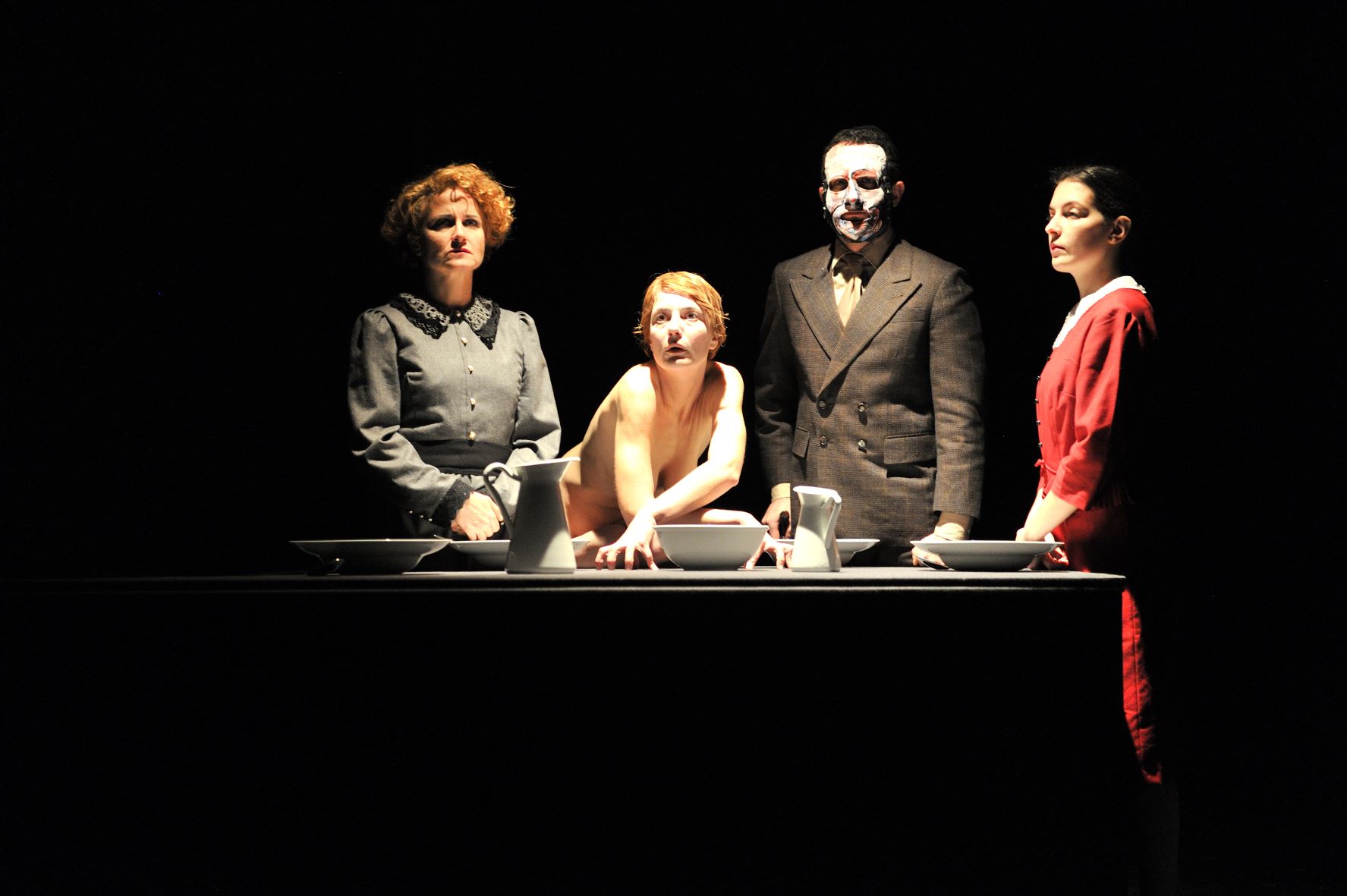 Μεταμόρφωση του Φραντς Κάφκα: 3ος χρόνος στο θέατρο Πόρτα