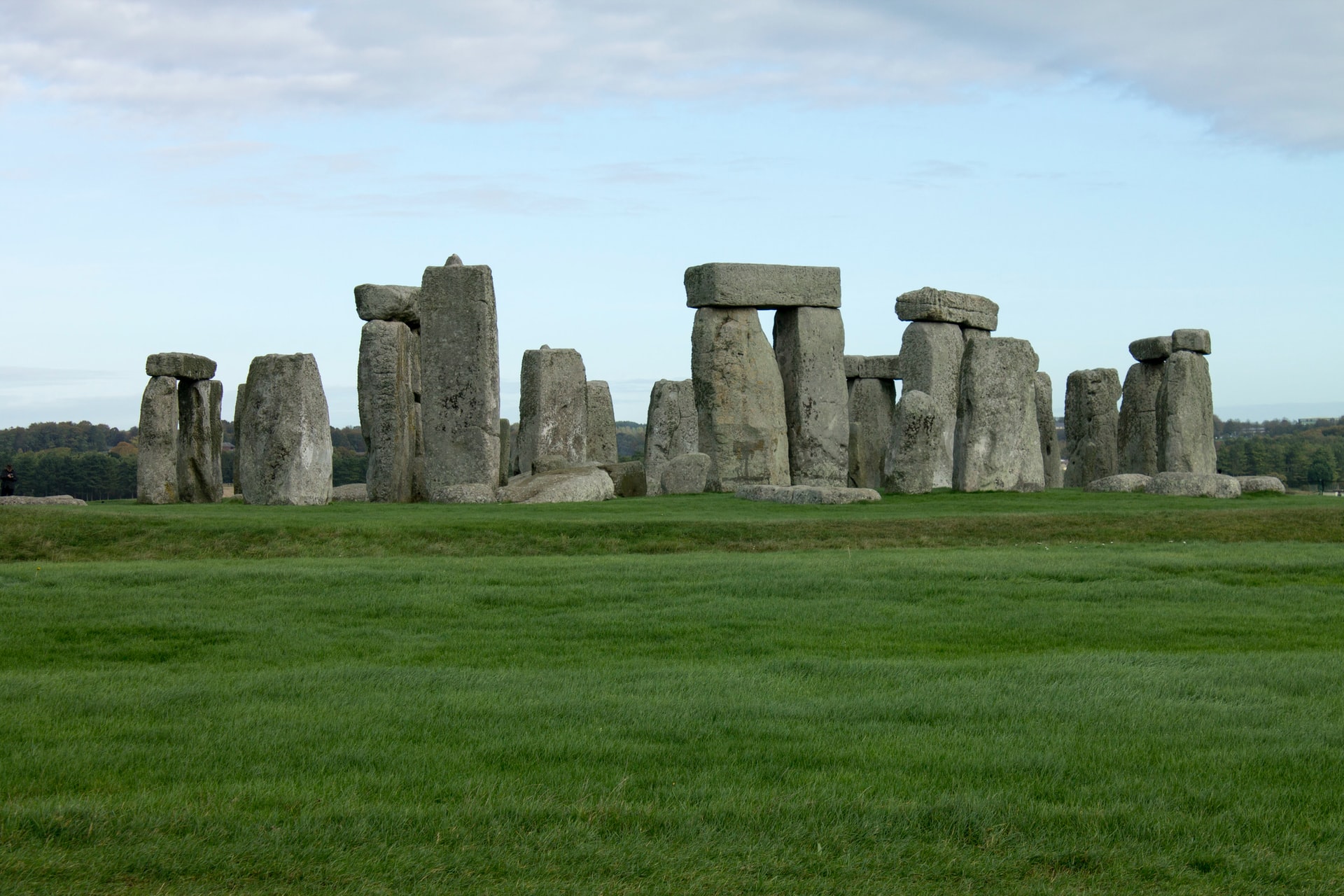 Το μνημείο Stonehenge. Photo by Martijn Vonk on Unsplash.