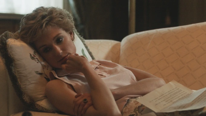 Η Elizabeth Debicki ως Νταϊάνα στο The Crown, photo: Netflix