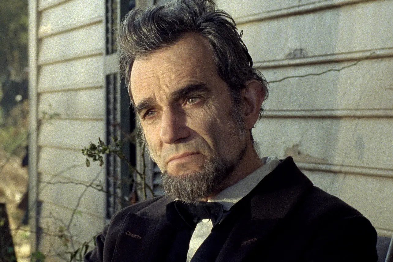 Ο Daniel Day-Lewis ως Αbraham Lincoln στην ταινία "Lincoln"