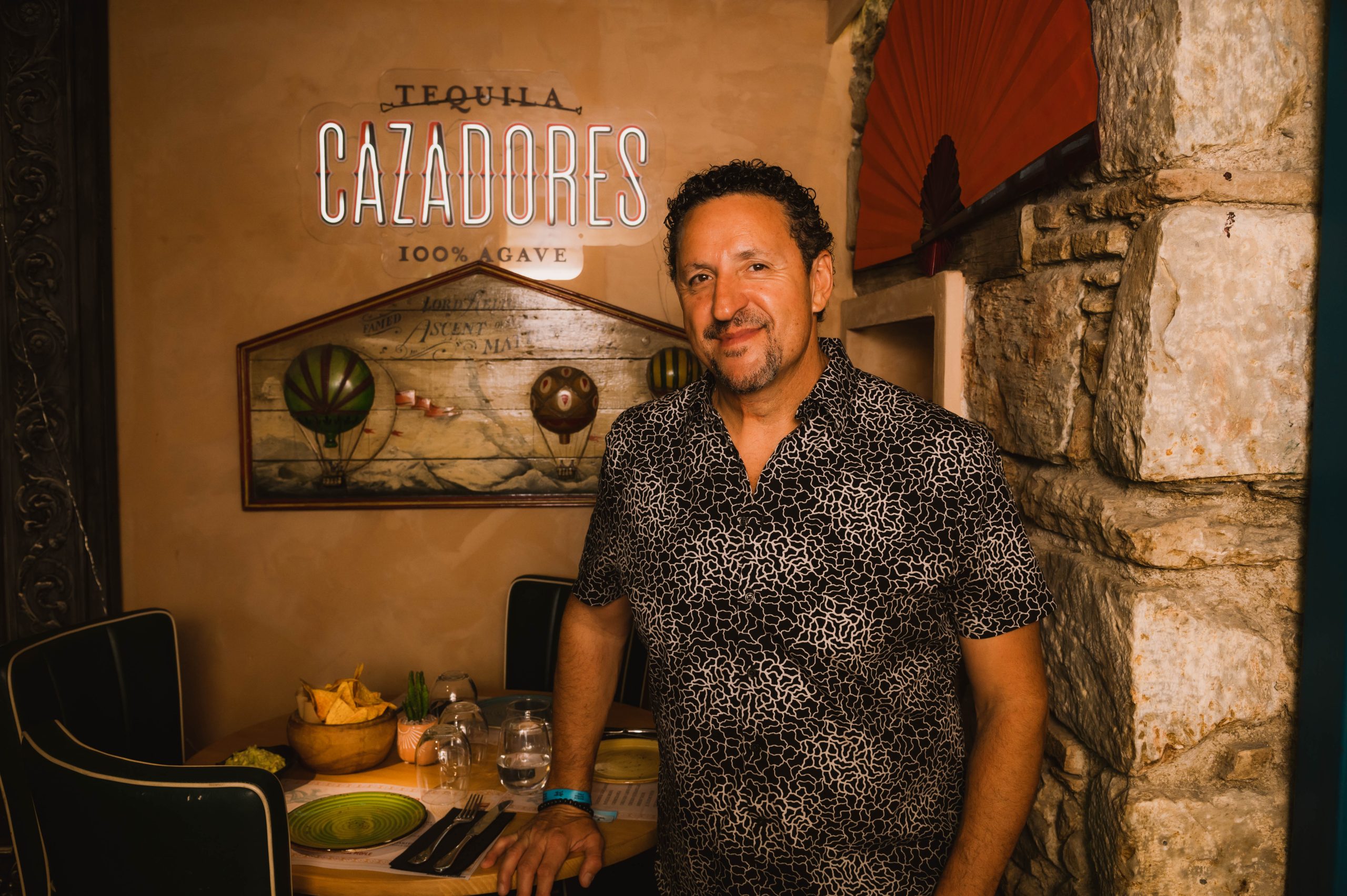 Manny Hinojosa, Global Brand Ambassador της Tequila CAZADORES