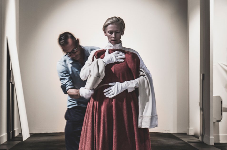 Tilda Swinton και Olivier Saillard, 'Embodying Pasolini' (2022). Credits: Festival d’Automne