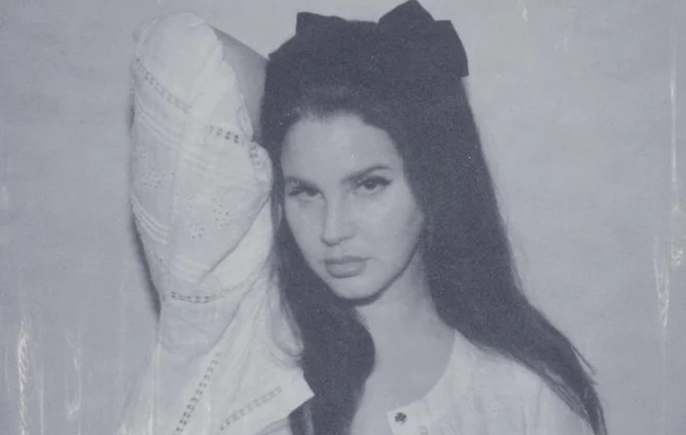 Lana Del Rey, πηγή: https://www.stereogum.com/2210463/lana-del-rey-pushes-back-album-shares-new-artwork-and-tracklist/news/