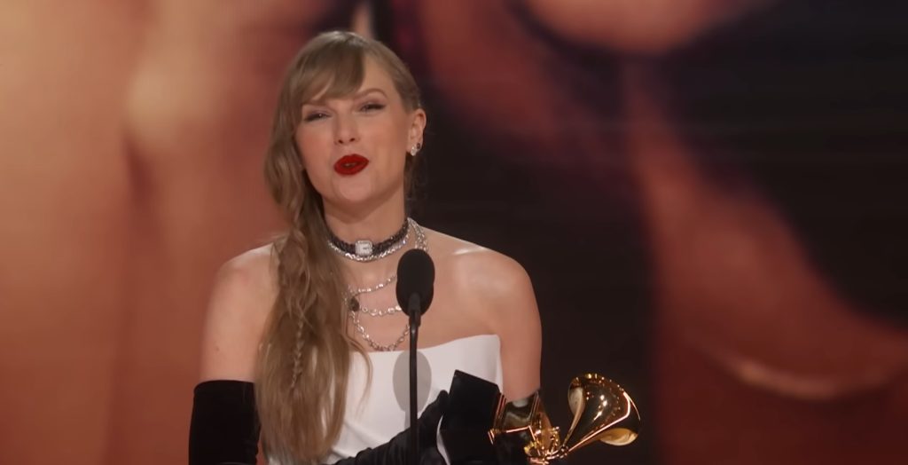 Grammy 2024: Η Taylor Swift γράφει ιστορία - Οι νικητές και τα highlights της λαμπερής βραδιάς