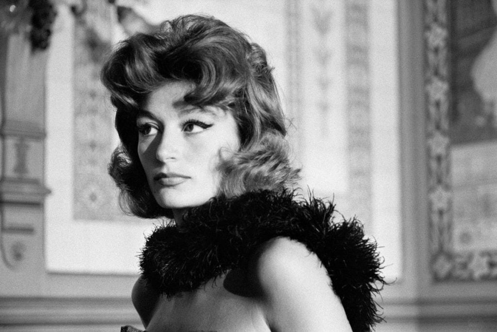 Anouk Aimée: Η Ταινιοθήκη τιμά τη μνήμη της Γαλλίδας ηθοποιού με προβολή της «Λόλα» του Jacques Demy