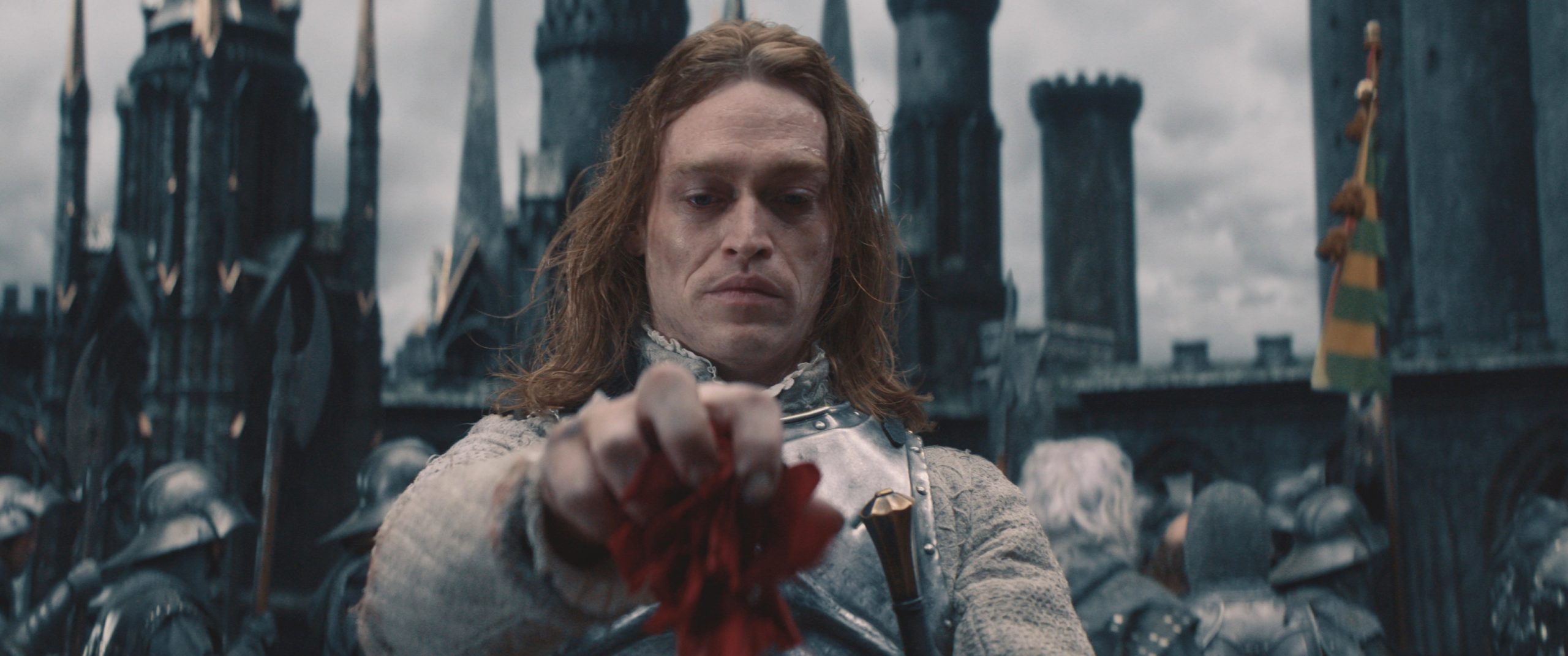 Ο Caleb Landry Jones στο “Dracula” του Luc Besson © 2025 LBP