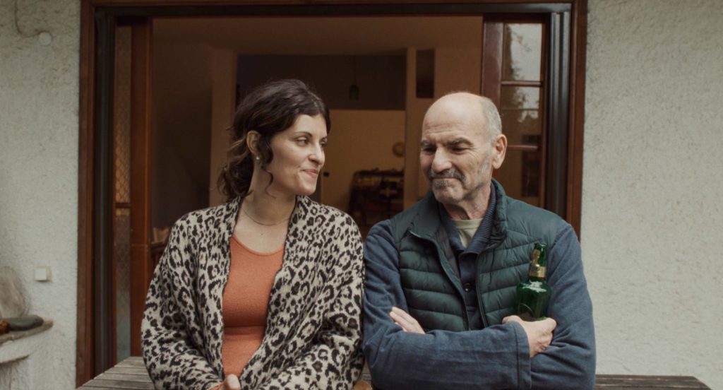 Μη γελάτε, θα σας δει ο κόσμος: Ένα τρυφερό ταξίδι γυναικείας αυτοδιάθεσης στο 66ο ΦΚΘ