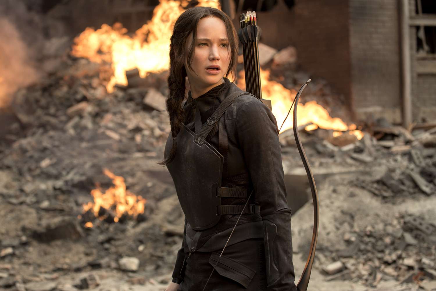 Η Jennifer Lawrence στην τρίτη ταινία The Hunger Games: Mockingjay part.1