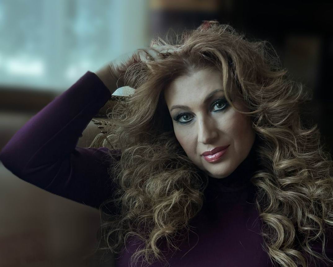 Η Μαντώ μαζί με τον Jerome Kaluta στο Θέατρο Άλσος ΔΕΗ