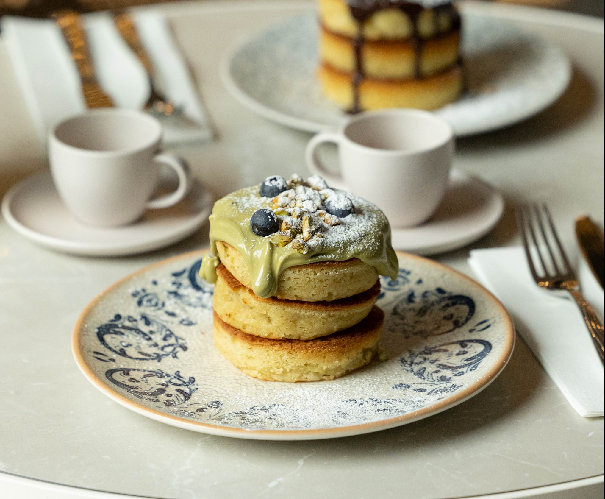 Το Benedict Berlin φτάνει στην Αθήνα