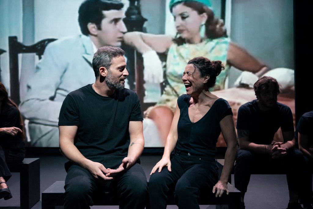 Θεατής: «Τα Παιδιά ενός Κατώτερου Θεού» στο Θέατρο Άλφα Ληναίος Φωτίου