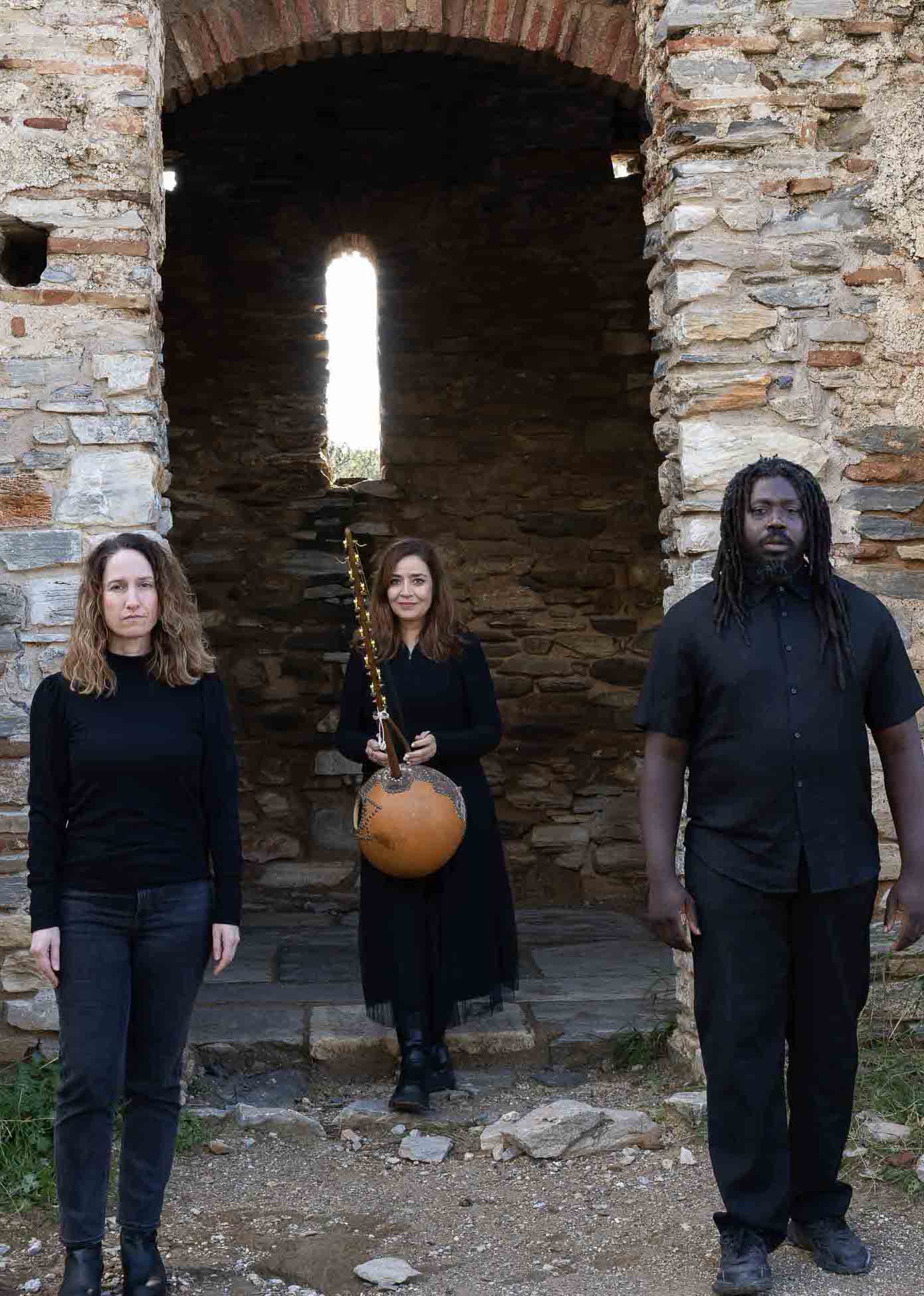 Νέκυια: Μια μουσικοθεατρική παράσταση της Φένιας Παπαδόδημα στη Μουσική Βιβλιοθήκη