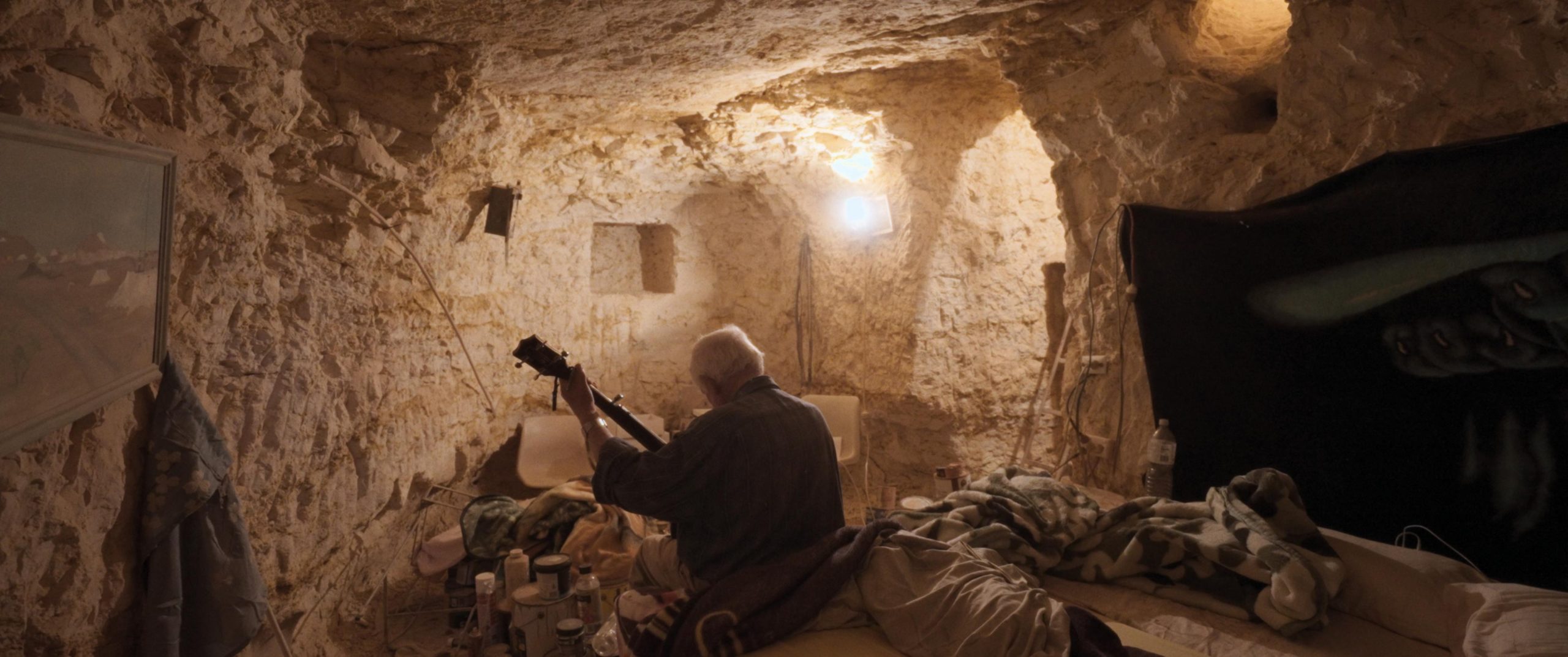 28 ΦΝΘ: We Have to Survive – Στα άκρα του ίδιου πλανήτη