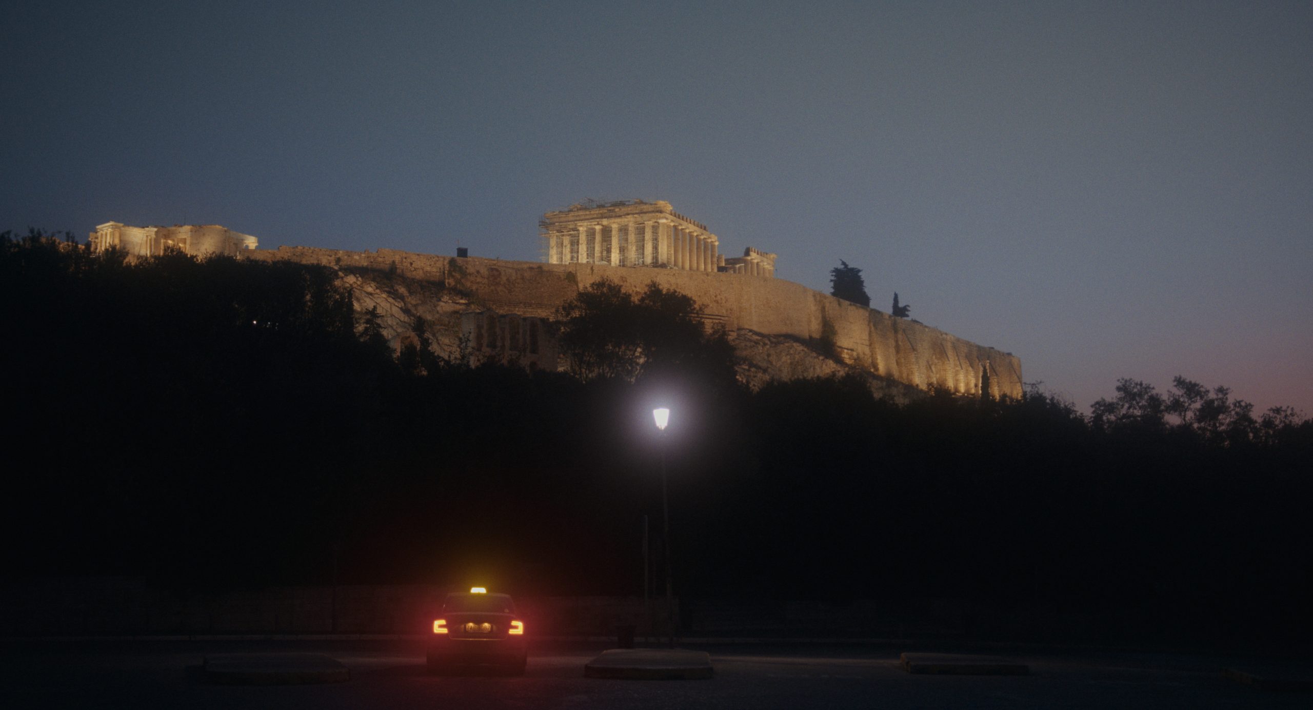 Σκηνή από το ντοκιμαντέρ της Ειρήνης Βουρλούμη: Αλλού ο Δρόμος