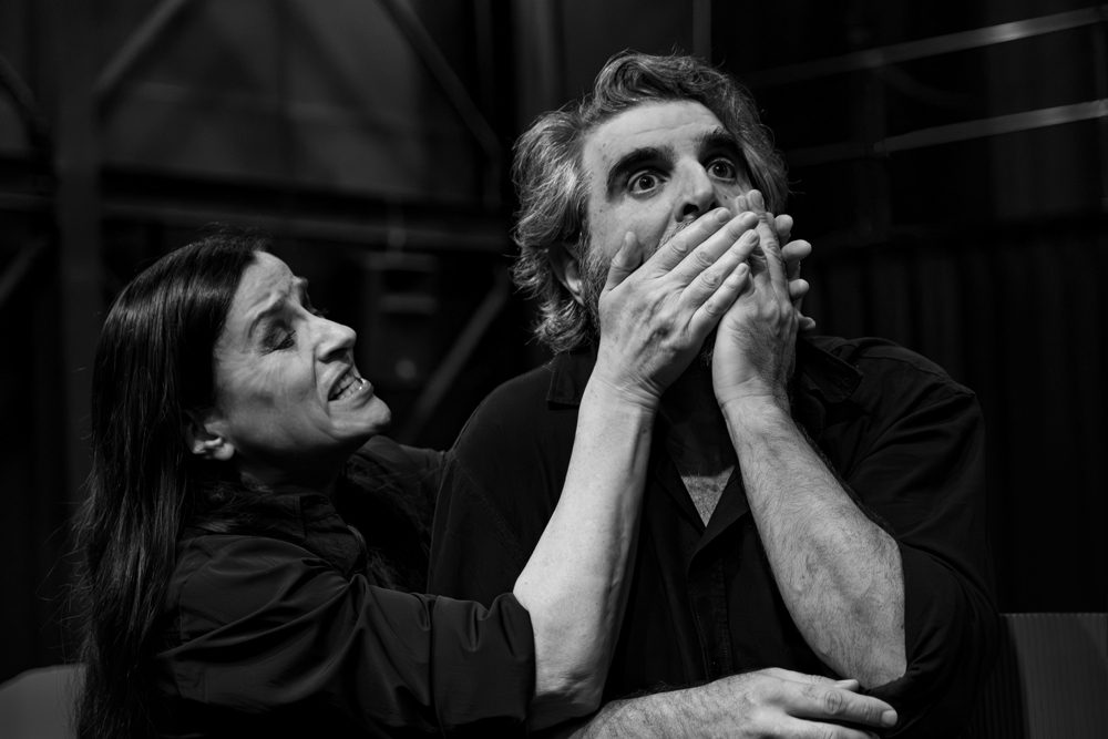 «Μακμπέθ» της Κατερίνας Ευαγγελάτου: Πρώτες φωτογραφίες από τις πρόβες της πολυαναμενόμενης παράστασης